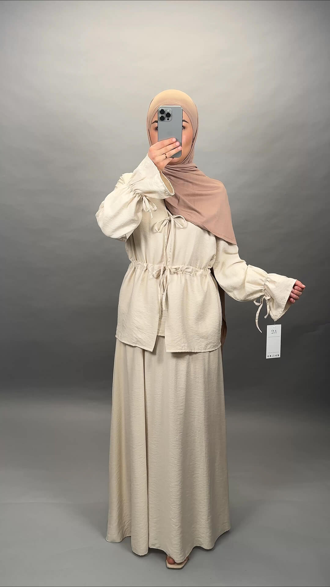 Asliya three-piece beige