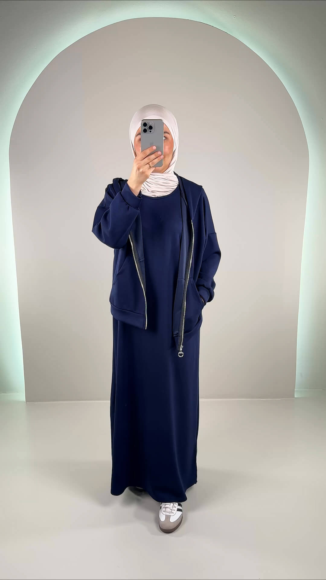 Oniya Kleid Dunkelblau